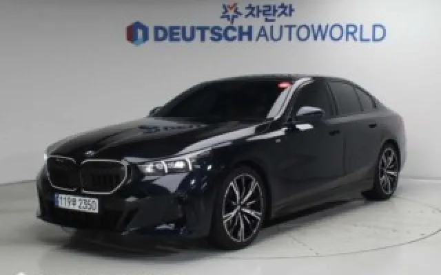 인천수입중고자동차 5시리즈 (G60) 530i xDrive 매물 사진 18 - 2024/12 27,172km