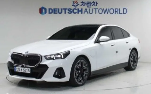 인천수입중고자동차 5시리즈 (G60) 530e xDrive 매물 사진 19 - 2025/11 7,149km